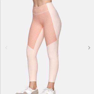 3/4 Outdoor Voices Two Tone Leggings